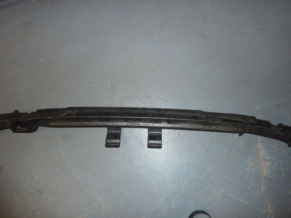 TLUMIC NARAZU PREDNI ATECA