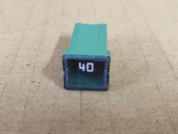 POJISTKA 40A POMALÁ
